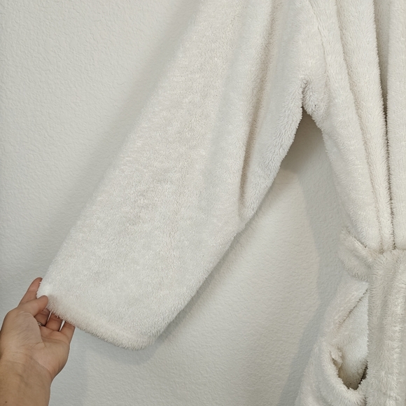 Pottery Barn Unisex White Long sleeve Pockets Belted Robe Size Medium - Picture 4 of 13